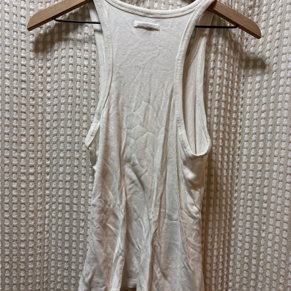 Victoria's Secret Cream Tank Top - Picture 3 of 3